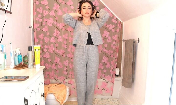 Easy Air Dry Wavy Hair Tutorial Upstyle easy-air-dry-wavy-hair-tutorial-upstyle