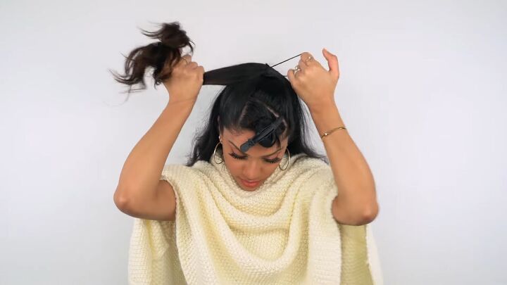 glam 10 minute half ponytail hairstyle tutorial, Tying hair into half ponytail