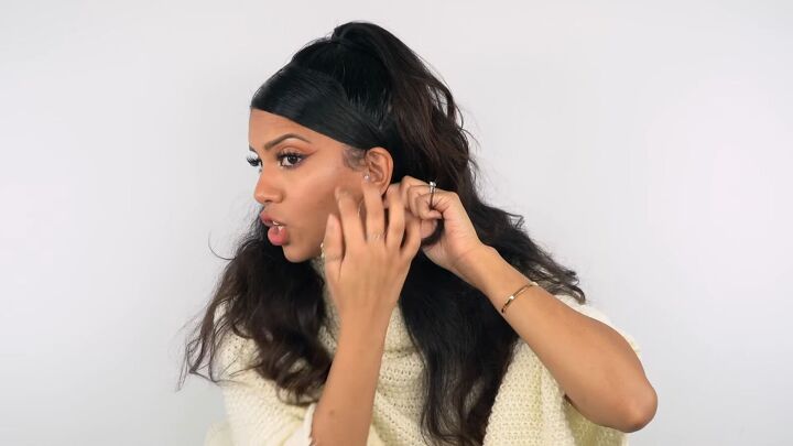glam 10 minute half ponytail hairstyle tutorial, Pulling hair behind ear