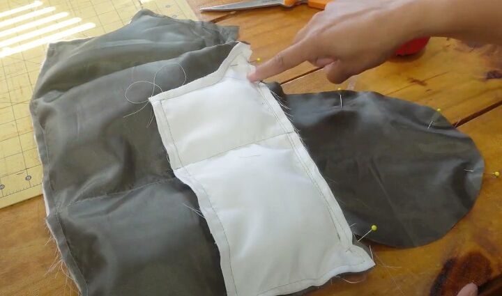 how to diy a cute and cozy cropped puffer vest, Making pockets