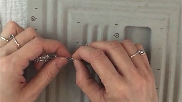 how to make a super cute chain bracelet, Preventing a gap