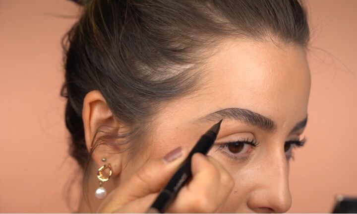 simple 9 step beginner eyebrow tutorial, Filling in brows