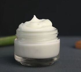 How To Diy An Easy Aloe Vera Moisturizer For Healthy Skin Upstyle 0538