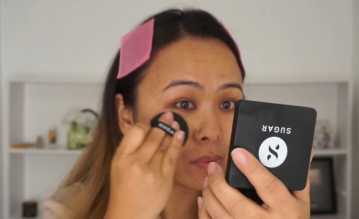 quick and easy day to night makeup tutorial, Applying foundation