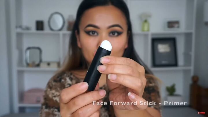 glam smokey cat eye makeup tutorial, Primer stick