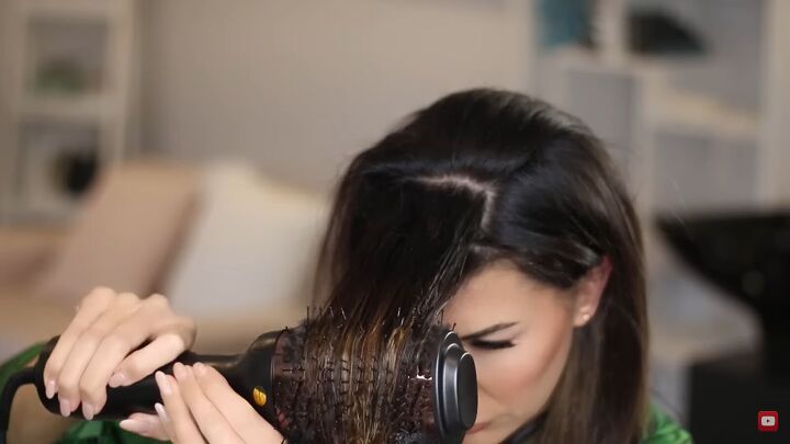 how to add extreme volume to fine hair, Blow drying hair with blow out brush