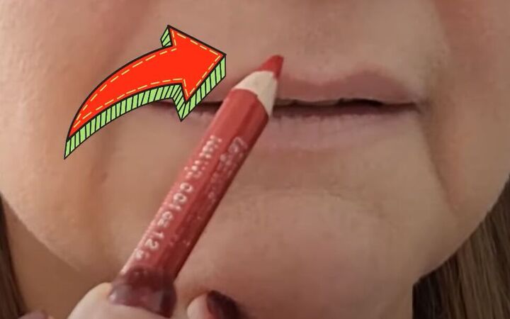 how to make lipstick last 9 easy steps, Lining lips