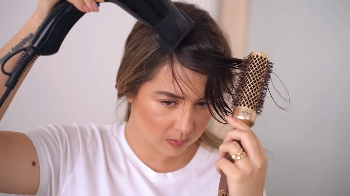 Hair Tutorial: How to Do an Easy Blowout at Home | Upstyle