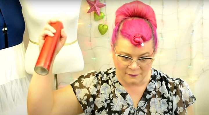 easy rolled vintage updo tutorial, Adding hairspray