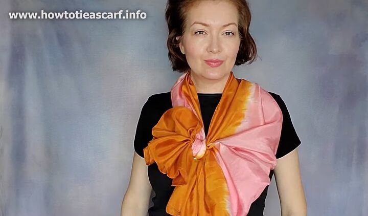 how to tie an oblong scarf, Big bow style