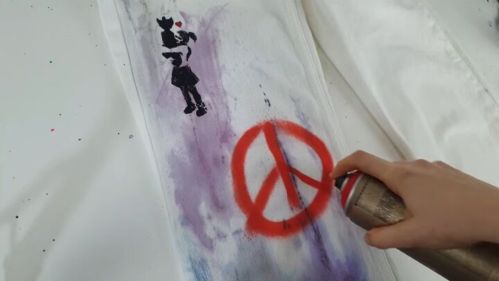 easy diy custom painted jeans tutorial, Spray painting