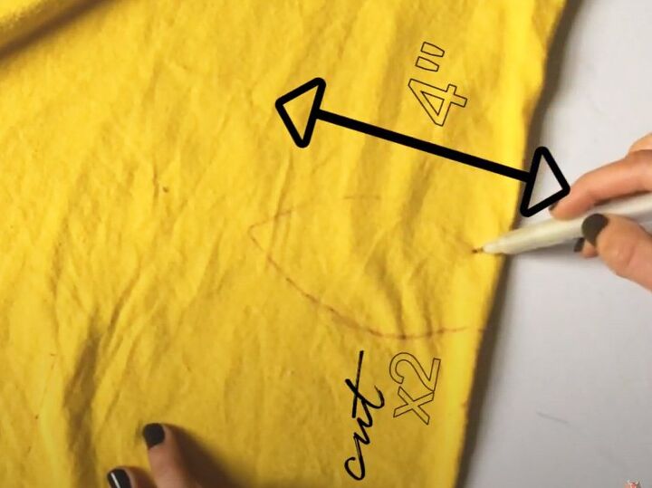 how to diy a super cute bow scrunchie from an old t shirt, Drawing leaf shape