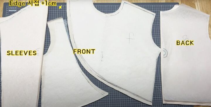 how to diy a cute chanel logo ruffle sweatshirt, Cutting pattern