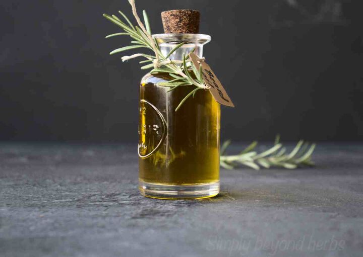 simple diy cuticle oil recipe to strengthen nails and dry cuticles, Rosemary infused oil