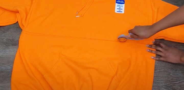 how to diy a comfy orange two piece set, Cutting fabric