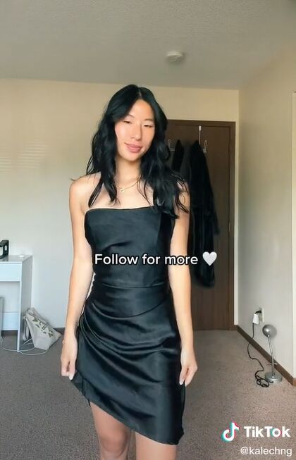 Easy Hack: Should You Wear a Corset Under Your Dress? | Upstyle Easy Hack: Should You Wear a Corset Under Your Dress? | Upstyle