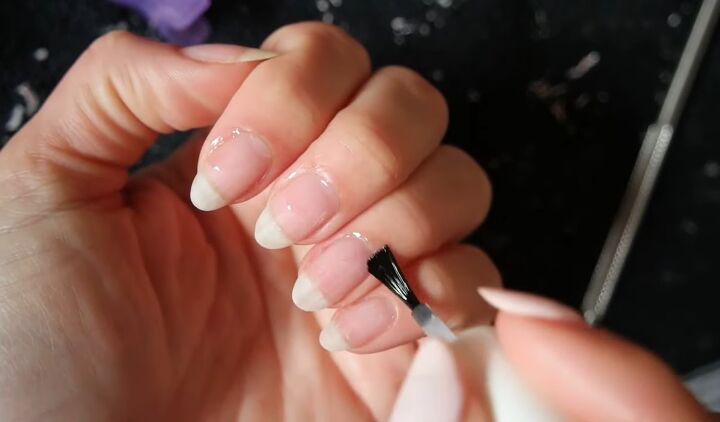 6 easy steps how to shape your nails like a pro, Applying cuticle oil