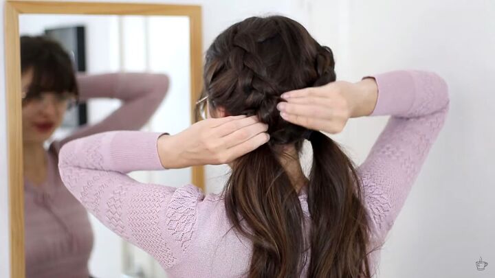 5 super cute and easy hairstyles for long hair, Braided pigtails