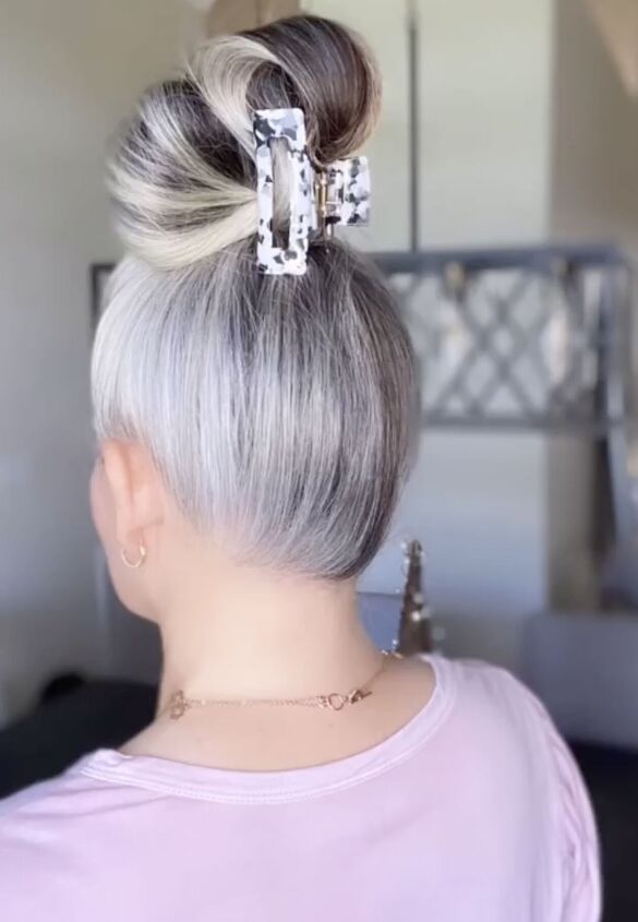 claw clip tutorial to get volume in your bun