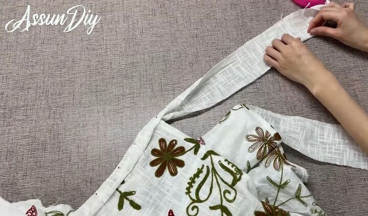 how to diy cute women s wrap pants, Pinning the sides