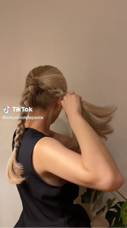 braided bun hairstyle hack, Braiding hair