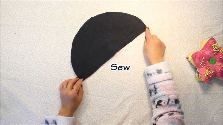 how to diy a super cozy fleece beret and bag set, Where to sew