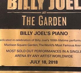 what i wore to nyc in december, Here is a plaque on Billy Joel s piano after he had performed 100 concerts at MSG