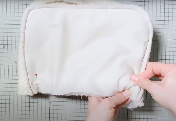 how to diy a super cute white shoulder bag, Attaching bag flap