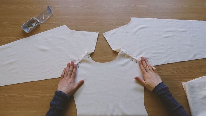 how to sew a sexy raglan sleeve dress, Pinning
