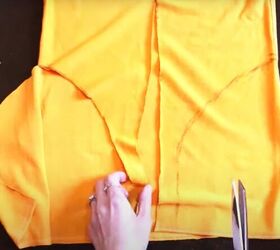 no sew ideas how to diy 6 cute crop tops from t shirts, Cutting fabric