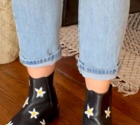 upgrade your old boots for 1, DIY daisy boots