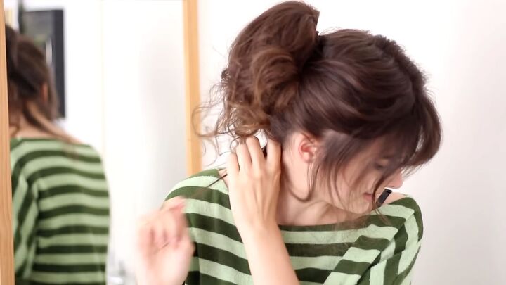 easy modern brigitte bardot hair tutorial, Adjusting back