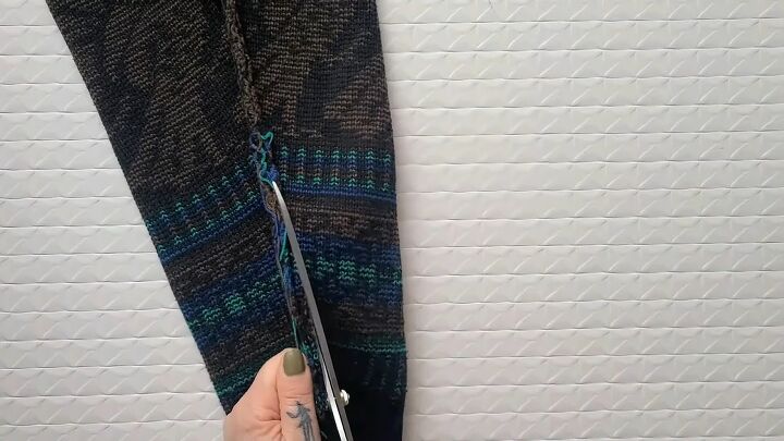 2 super cute ideas for refashioning an old sweater, Cutting out the inside seam