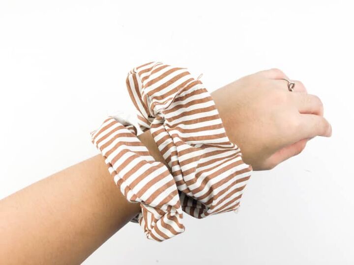scrunchie sewing tutorial, a woman s arm with two scrunchies on it