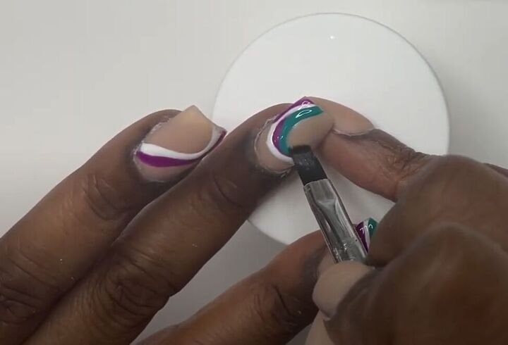 how to diy super cute nude nails with swirls, Making swirl nail art design