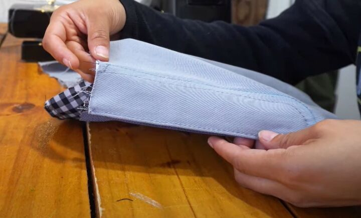 how to diy comfy gray cargo pants, Inserting zipper