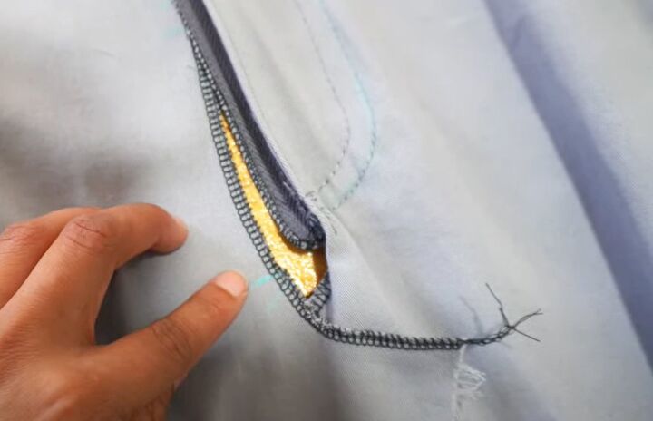 how to diy comfy gray cargo pants, Inserting zipper
