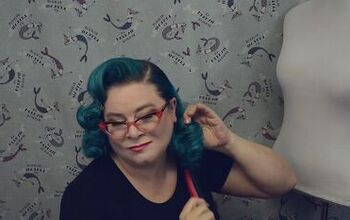 Cute and Easy Pinup Hair Tutorial
