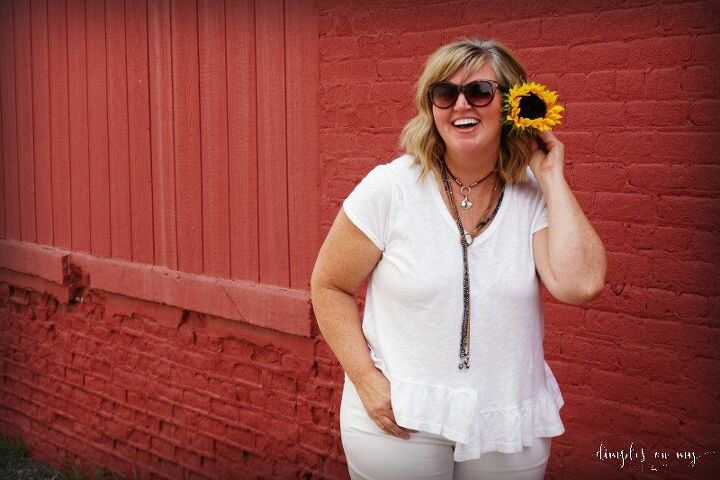 yes curvy girls can wear white skinny jeans, Curvy Women CAN wear white skinny jeans Fashion for Women Over 50 Fashion for Curvy Women Ageless Style Linkup