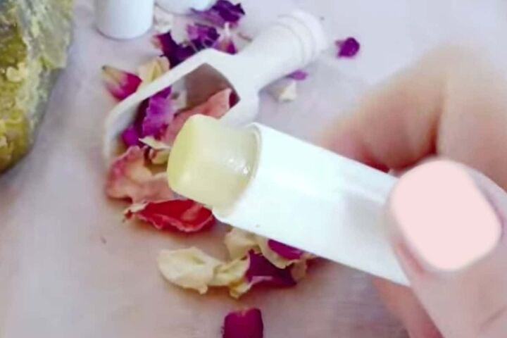 diy rose lip balm, how to make rose lip balm at home