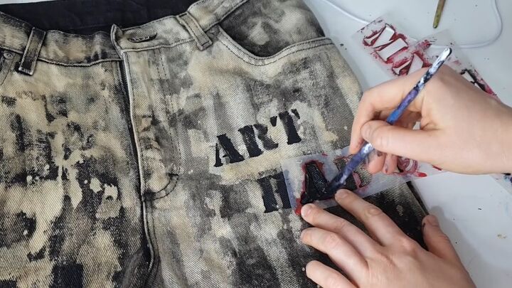 hand painting on clothes 3 unique ideas, Adding words