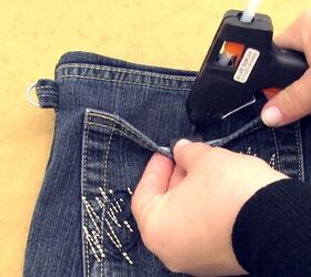 how to diy a cute and easy jean bag, Attaching Velcro