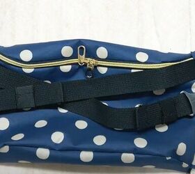 how to sew a super cute fanny pack, Attaching the straps