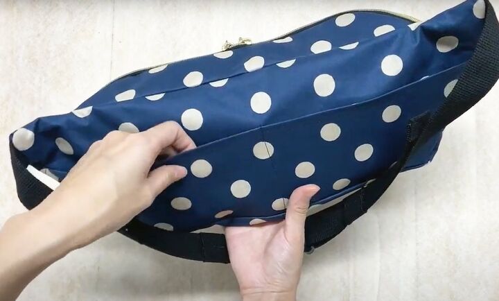how to sew a super cute fanny pack, Attaching the back