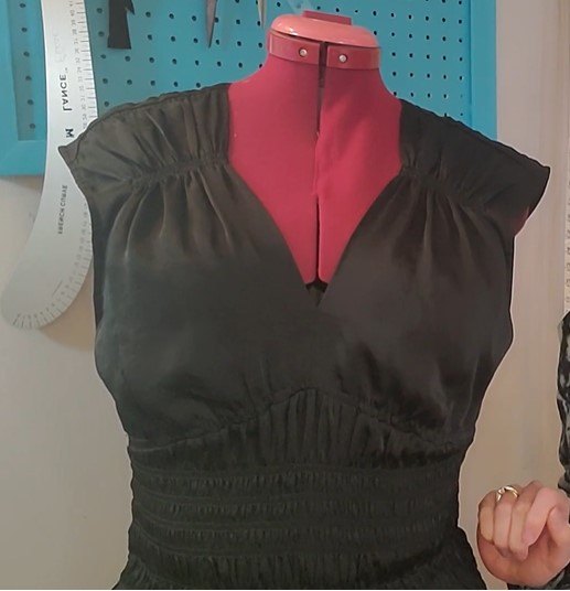 vertical measurements in sewing patterns elise s sewing studio, Notice that the bust is a bit baggy on the sides and around the underbust seam