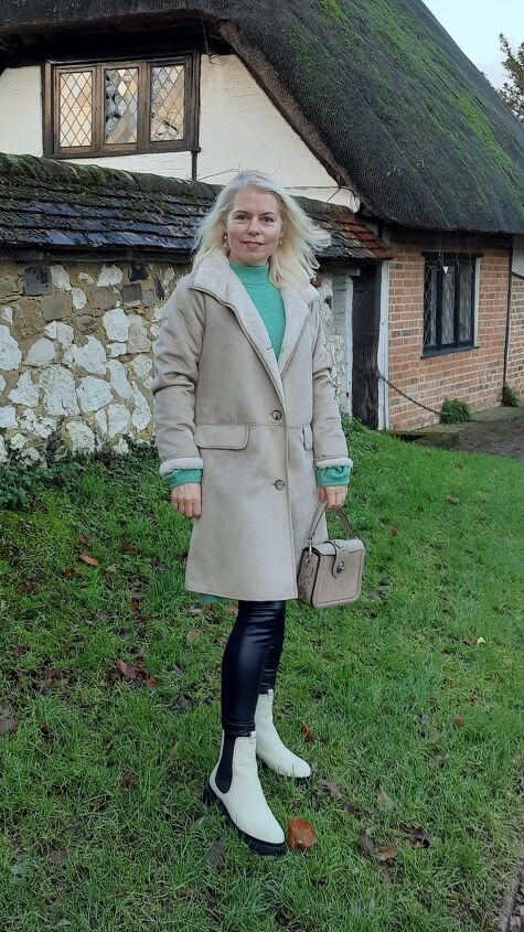 White Chelsea Boots Styling | Upstyle