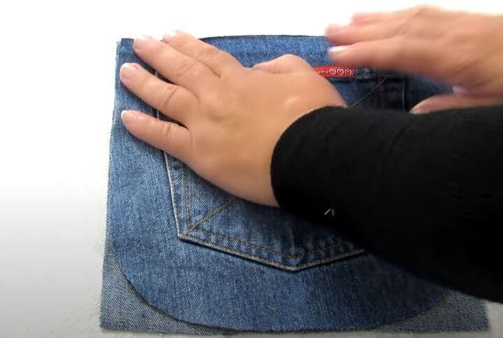 how to diy a super easy jean bag, Marking denim