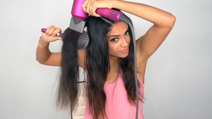 easy hair tutorial blow dry your hair straight like a professional, Blow drying hair