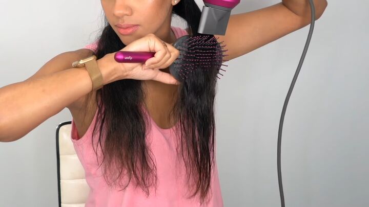 easy hair tutorial blow dry your hair straight like a professional, Blow drying hair