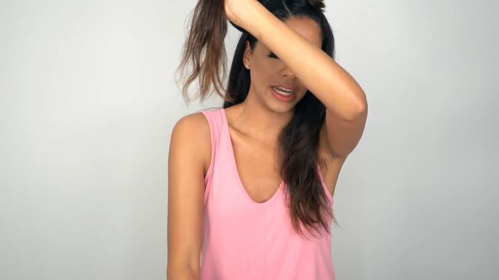 easy hair tutorial blow dry your hair straight like a professional, Pushing hair behind shoulder